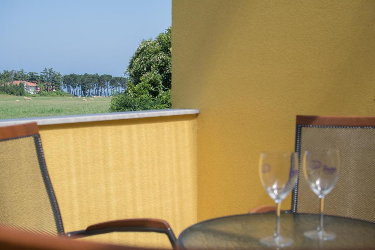 Villas Faro Башания Экстерьер фото