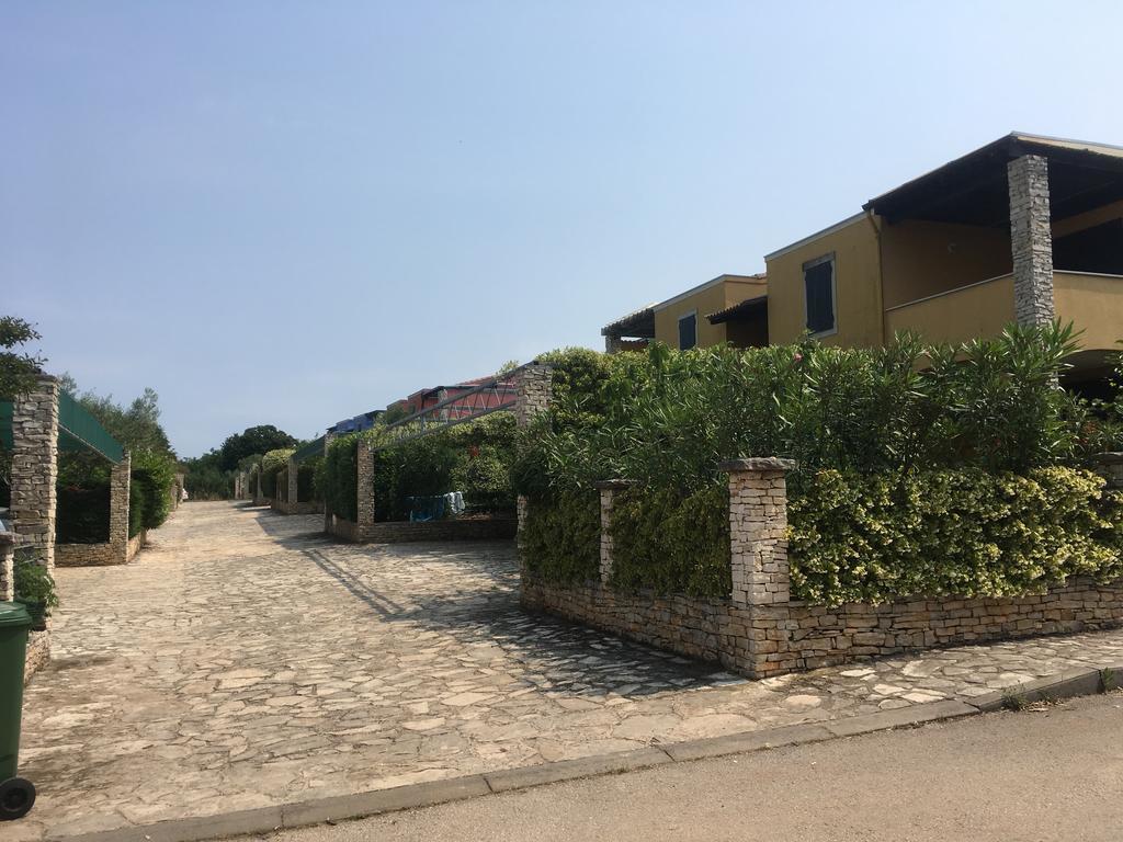 Villas Faro Башания Экстерьер фото